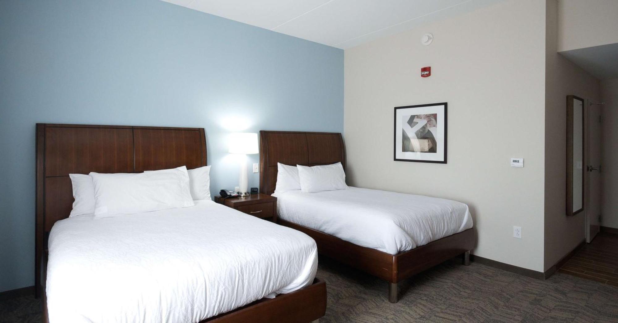Hilton Garden Inn היקורי מראה חיצוני תמונה
