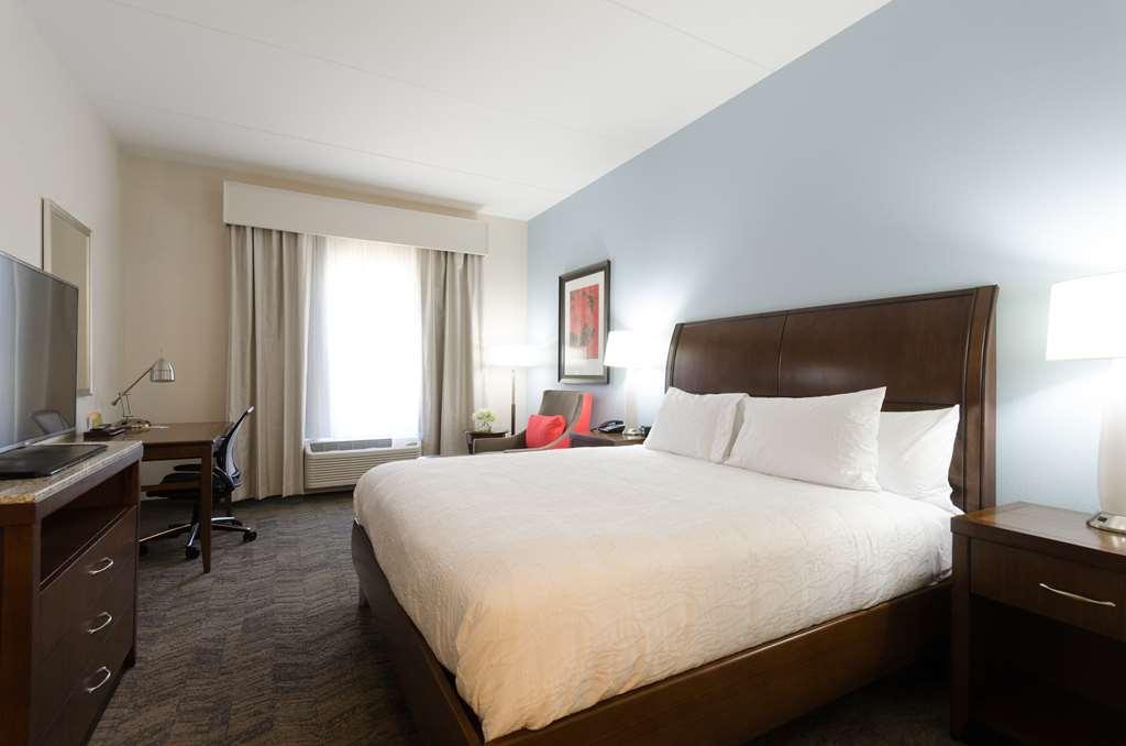 Hilton Garden Inn היקורי חדר תמונה